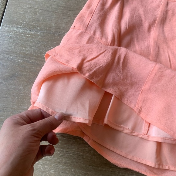 Lovers+friends women’s orange shorts - Picture 4 of 10